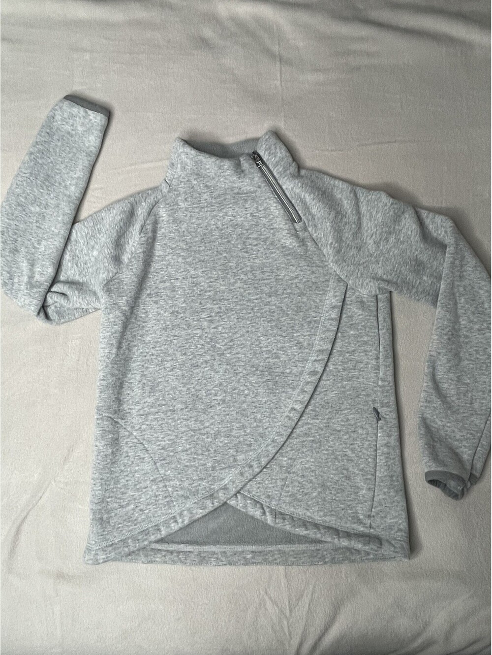 ATHLETA GIRL Wrap thumb holes M 8-10 Heather Gray Funnel Neck Asym Pullover